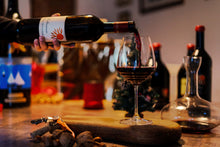 Carica l'immagine nel visualizzatore di Gallery, Wine Experience per due – Buono Regalo
